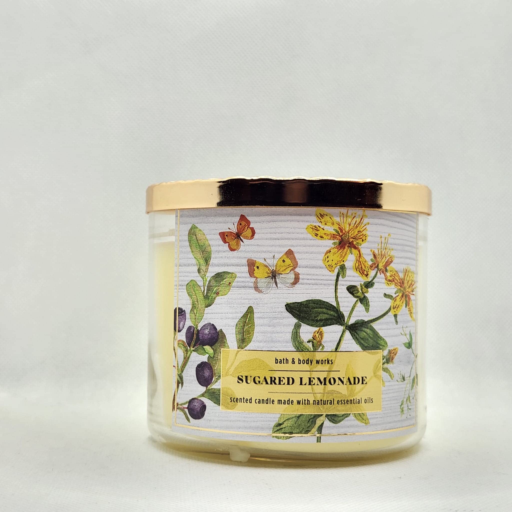 Amazon.com: Bath & Body Works, White Barn 3-Wick Candle w